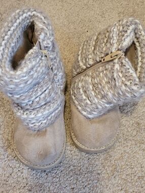 Cat & Jack Beige Knit-Trim Suede Booties